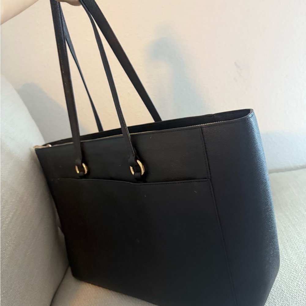 Coach City Zip Tote in Crossgrain Leather with Turn Lock Front Detail - Picture 2 of 16
